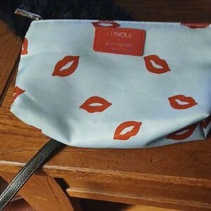 Kate Spade & Clique Cosmetic Bag with Red Lip Print NWOT